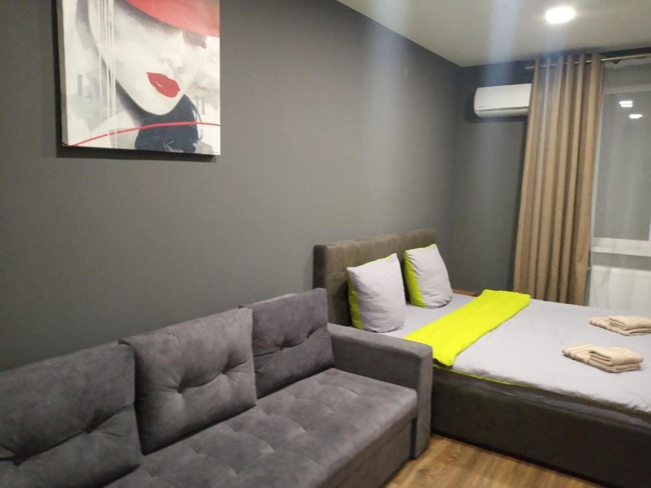 Apartment Yes 41 Uzjhorod Eksteriør billede